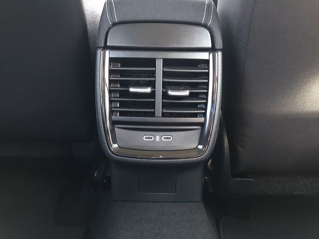 Skoda Kamiq Essence*PDC*LANE*SHZ*
