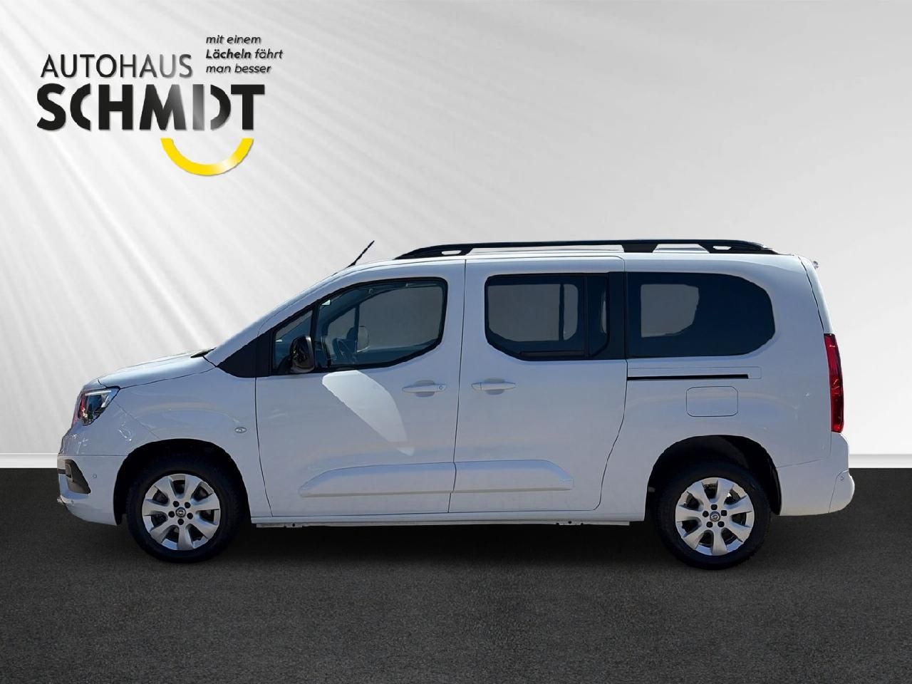 Fahrzeugabbildung Opel Combo Life XL 1,5 Ultimate 7-Sitzer