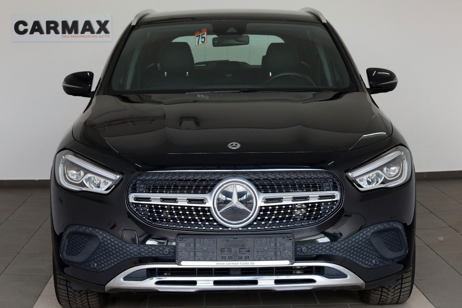Fahrzeugabbildung Mercedes-Benz GLA 200d Leder,Navi,LED,Kamera,SH,Park-Paket