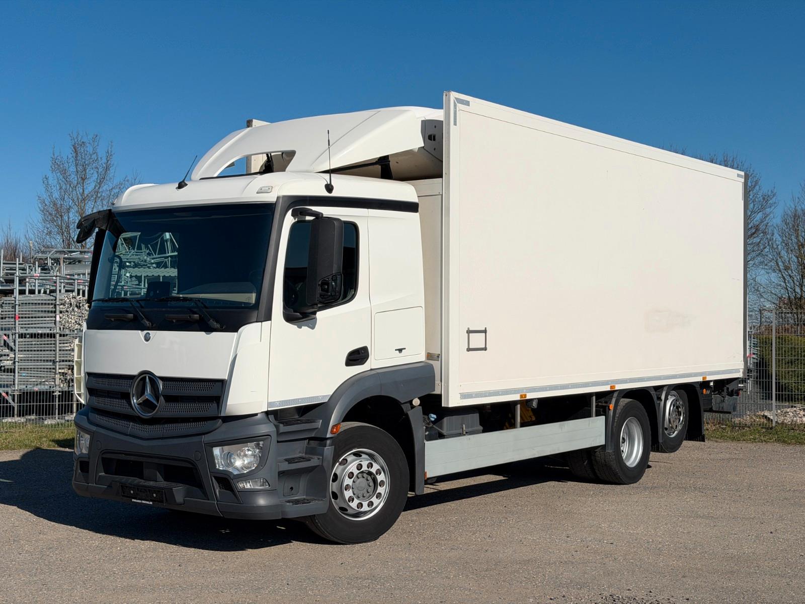 Mercedes-Benz 2543 MP4 6x2 Thermoking T600R | LBW | AHK