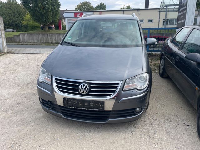 Volkswagen Touran Highline 7Sitzer