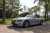 BMW Liebhaberauto - sensationell schön  - BMW Z4 aus 2005: Cabrio