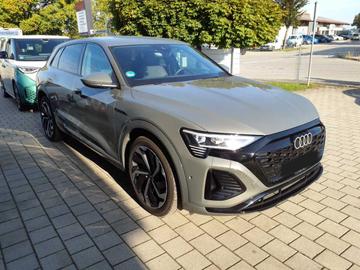 صورة 2 لـ 2023 AUDI Q8 E-TRON
