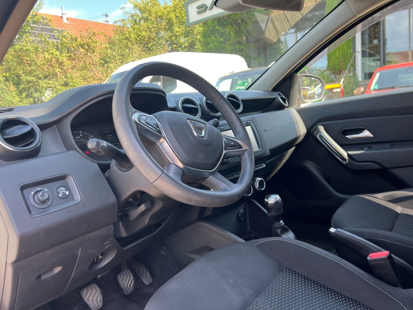 Fahrzeugabbildung Dacia Duster II Comfort Autogas Navi Soundsystem Klima
