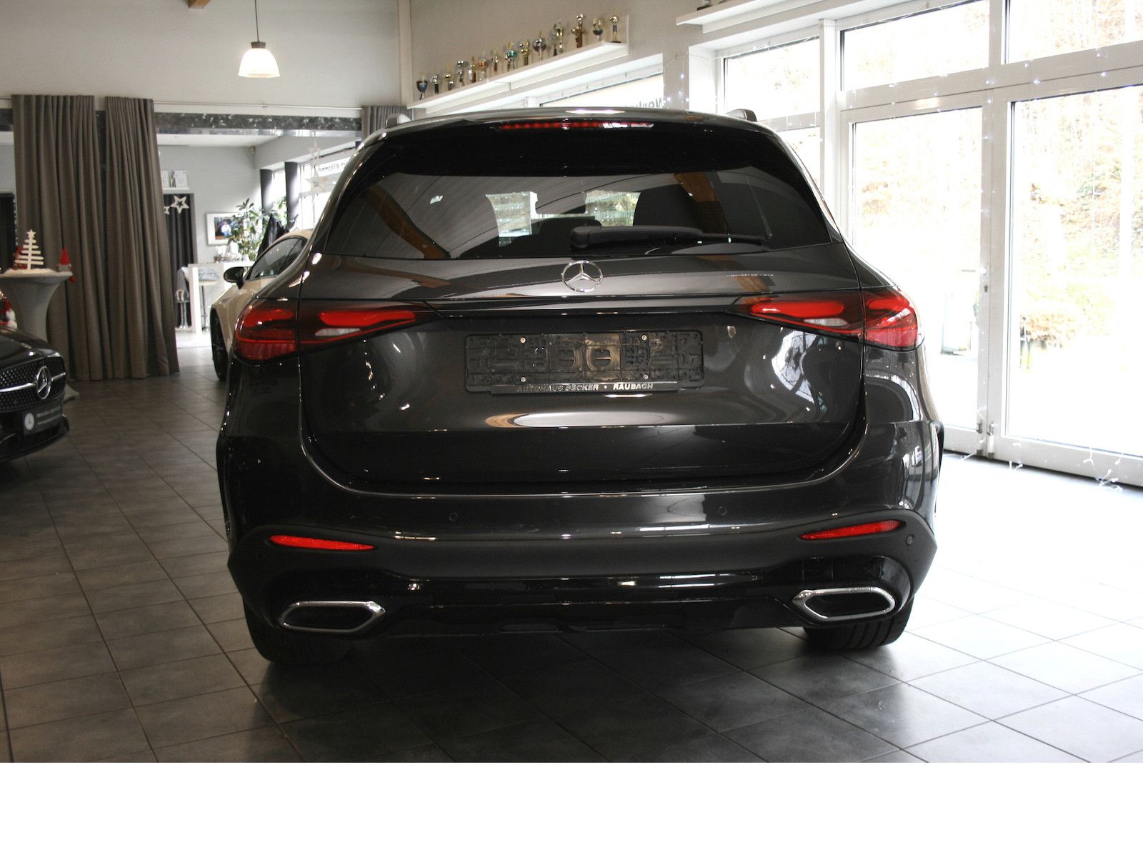 Fahrzeugabbildung Mercedes-Benz GLC 220 d 4M Edition AMG*Night*AHK*Memory*Distro