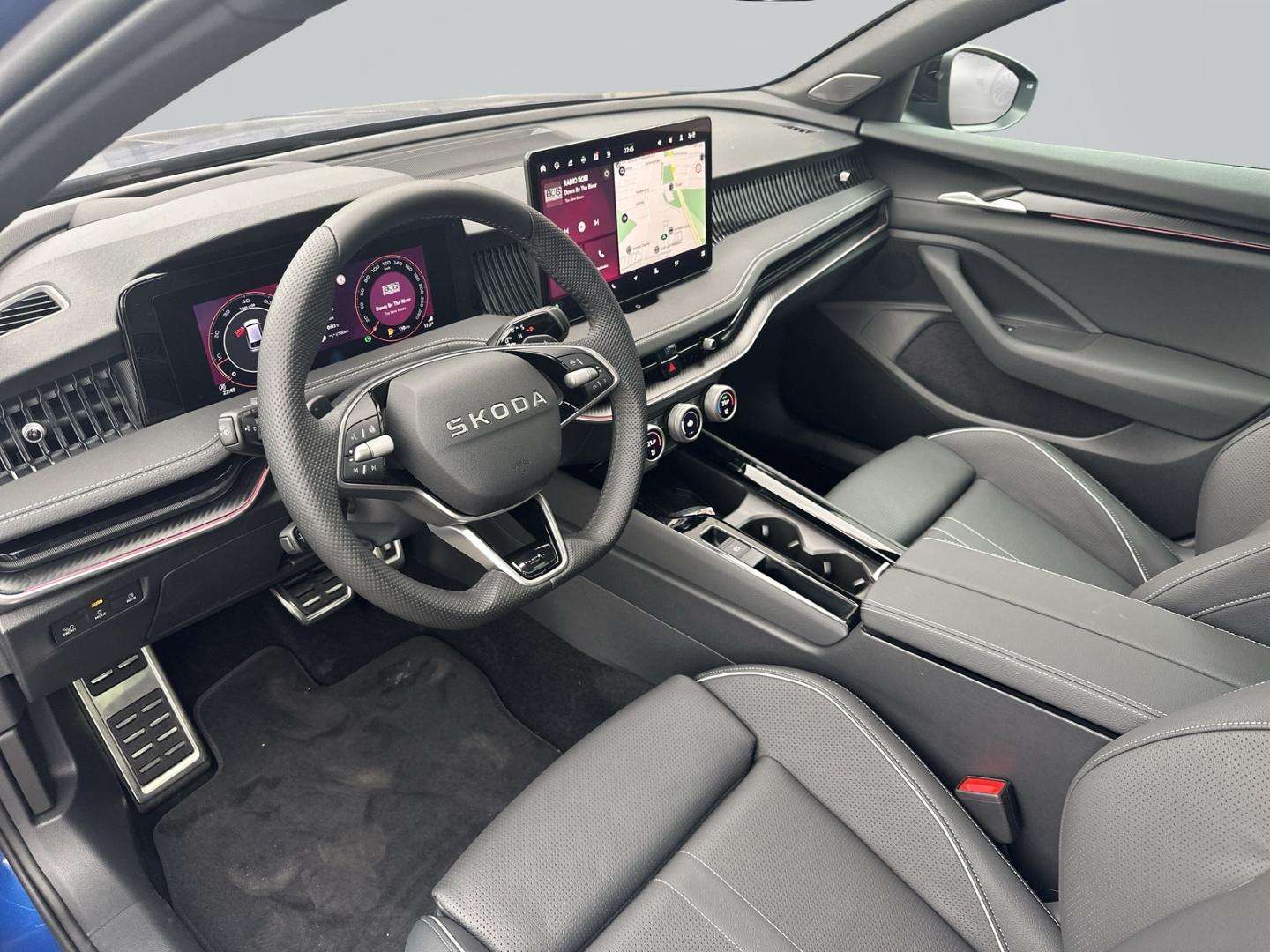 Skoda Superb Combi Sportline 2,0 TSI 195 kW 7-Gang-DSG