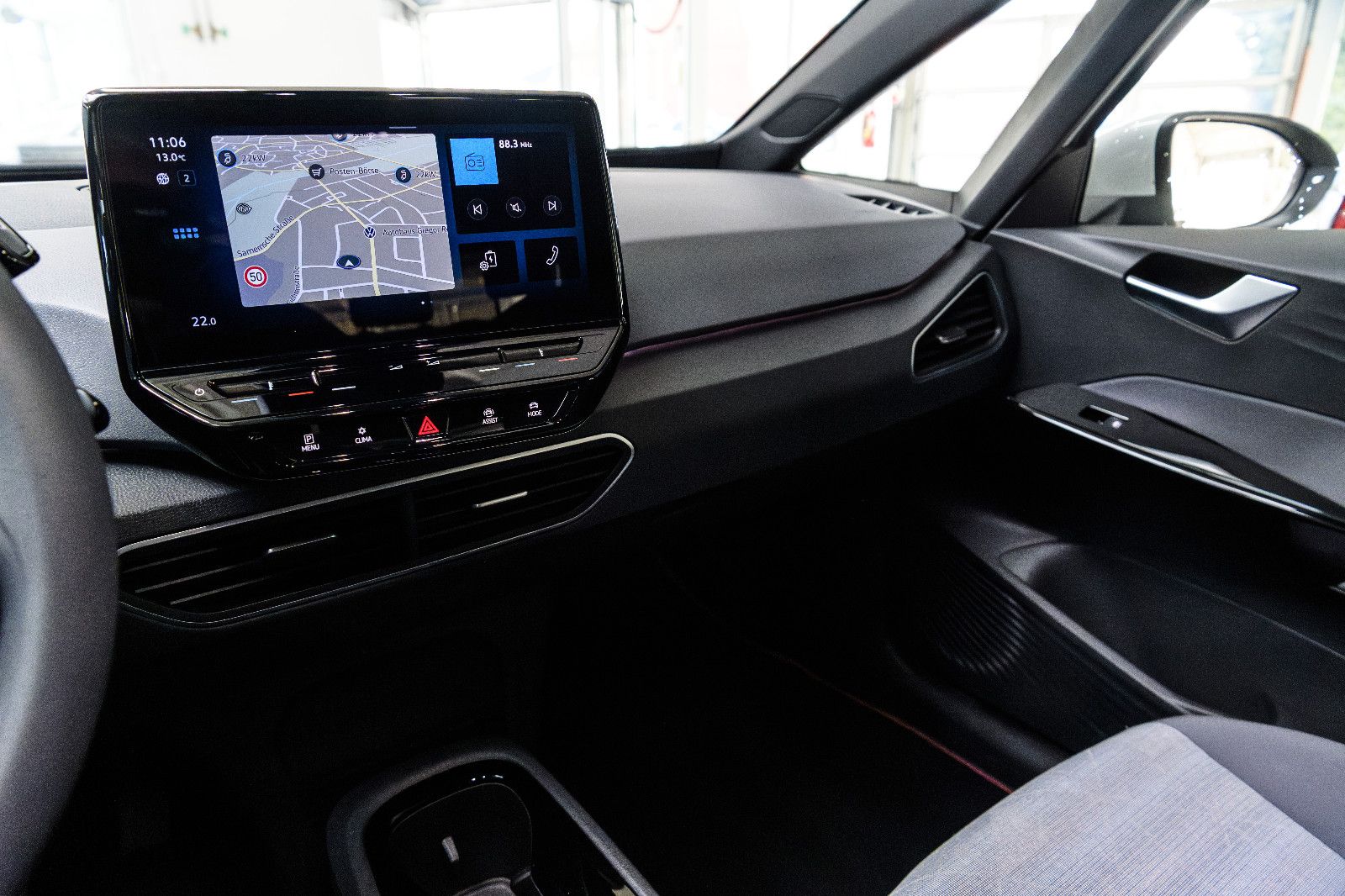 Fahrzeugabbildung Volkswagen ID.3 Pure Performance LED+NAVI+PDC+APP+GJ-REIFEN