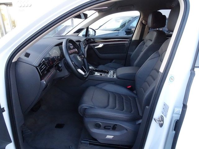 Touareg 3.0 TDI V6 Atmosphere 4Motion / DYNAUDIO