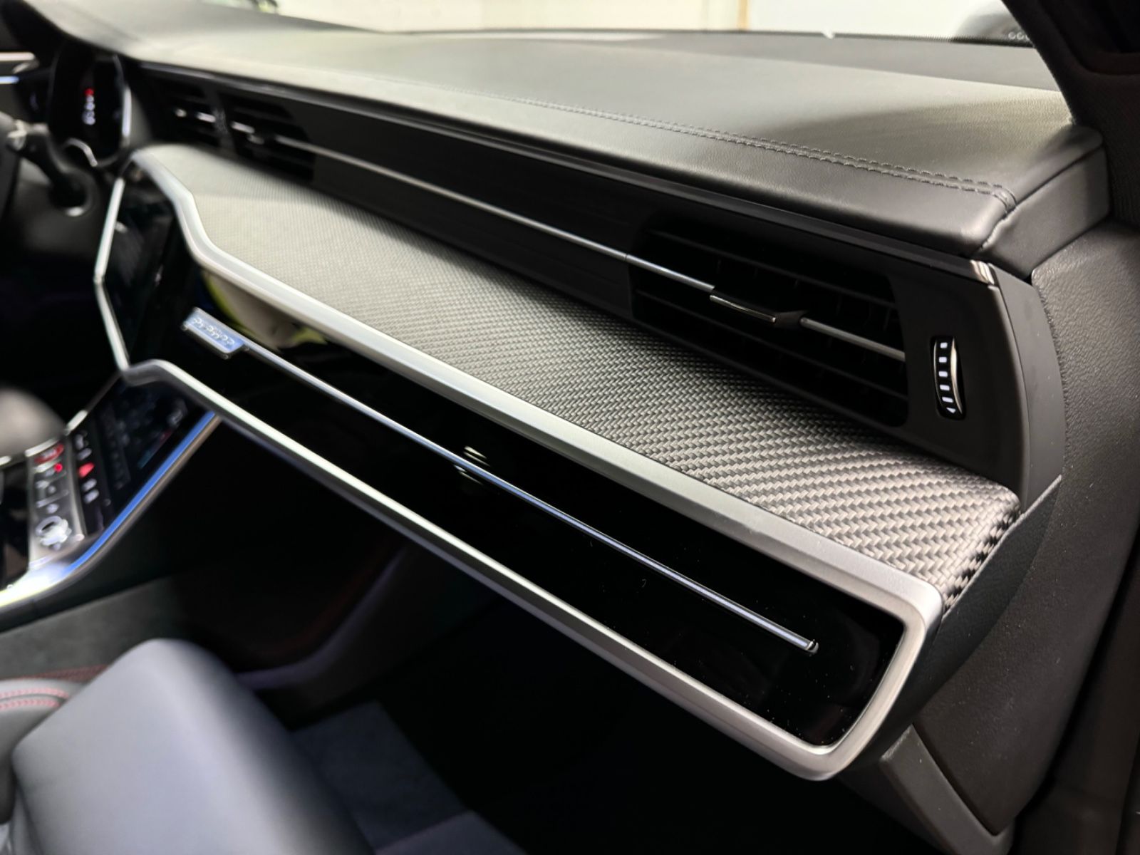 Fahrzeugabbildung Audi RS6 PERFORMANCE CARBON | MATRIX-LED | B&O | PANO