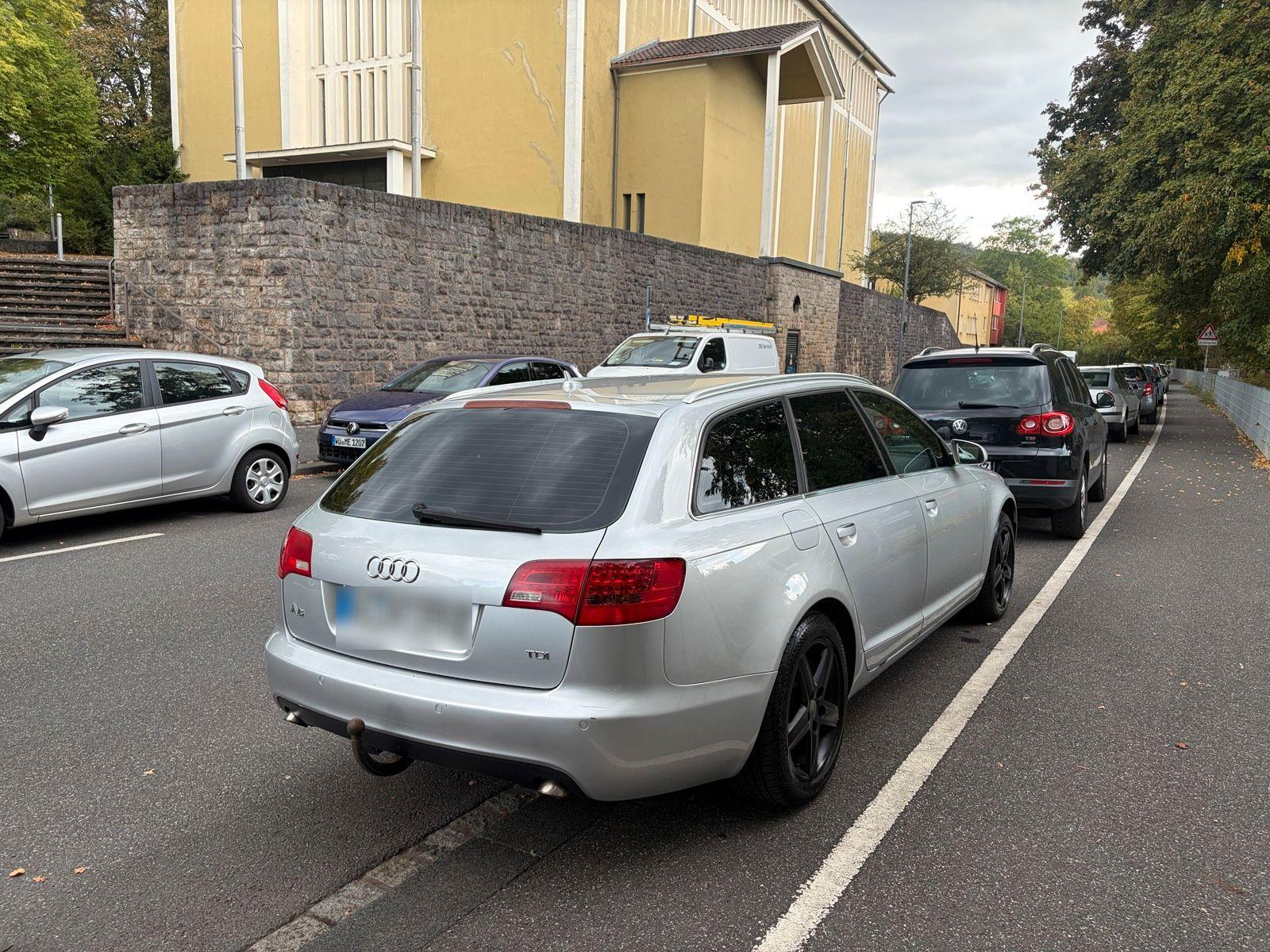 Audi A6 2006 — салон