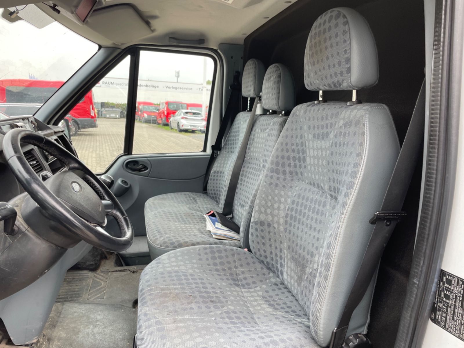 Fahrzeugabbildung Ford Transit Kasten FT 350 L Trend LKW *EXPORT*