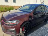 Volkswagen Golf 2.0 TSI DSG 7.5 GTI Performance - Volkswagen Golf: 2.5