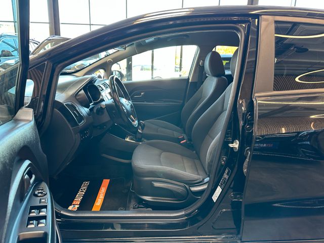 MYAUTOCENTER – Gebraucht- und Jahreswagen mit Werkstattservice in Pfaffenhofen Kia Rio Dream Team *Navi*Klima*Sitzh*Lenkradhz*