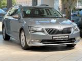 Skoda Superb Ambition PANO|NAVI|CARLAY|ALLWETTER|1HAND - Skoda Superb in Hagen