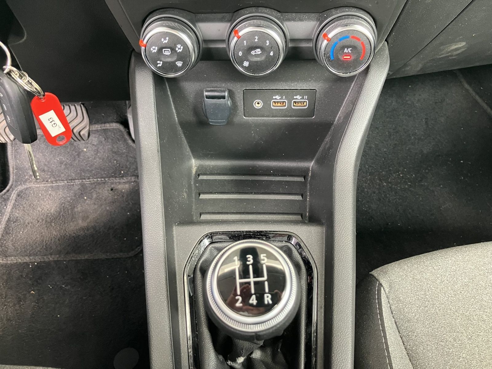 Renault Clio - Bild 13