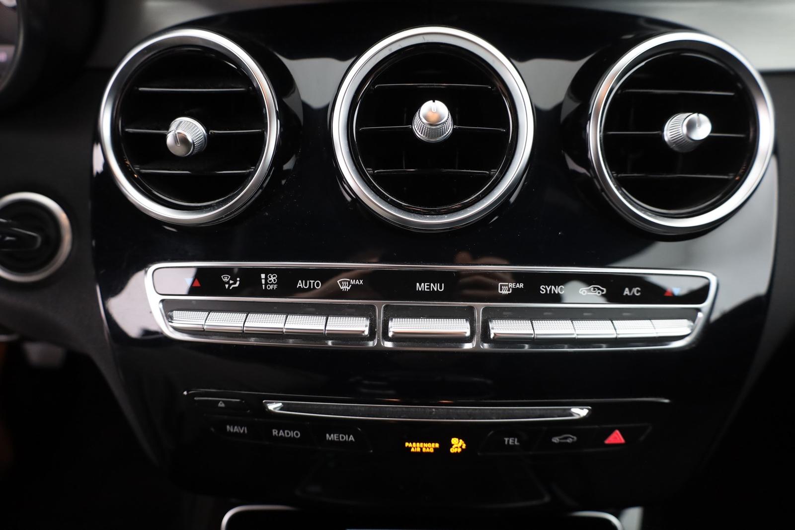 Mercedes-Benz C180 T Avantgarde LED Navi Sitzheizung Tempomat