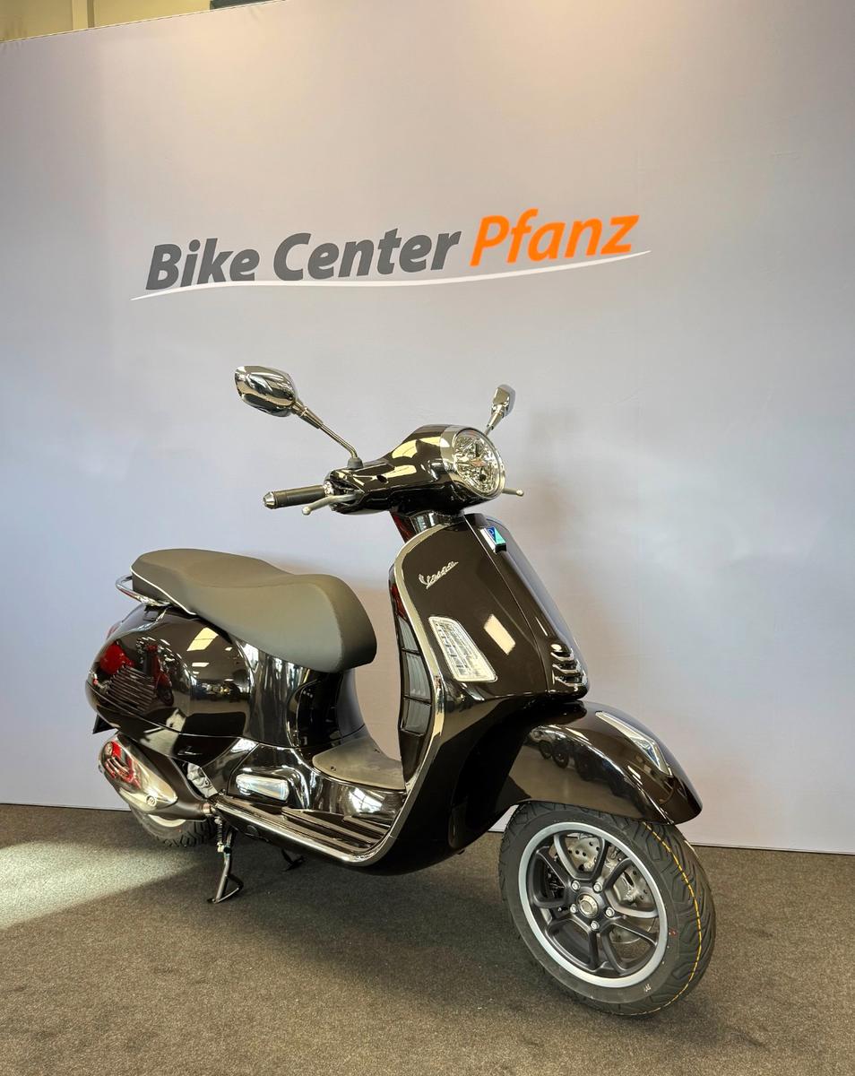 Vespa GTS Super 310 Nero, 4J. Garantie, Aktion Neu