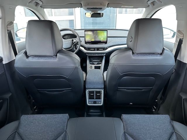 Elroq 50 Tour AHK;NAV;ACC;SHZ;PDC;CARPLAY;KESSY