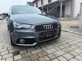 Audi A1  2 x S LINE, TDI 2,0 L / 143 PS, XENON / LED - Audi A1 mit Diesel-Antrieb: Kleinwagen, 2.0