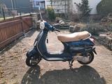 Vespa LX50 - VESPA 2010