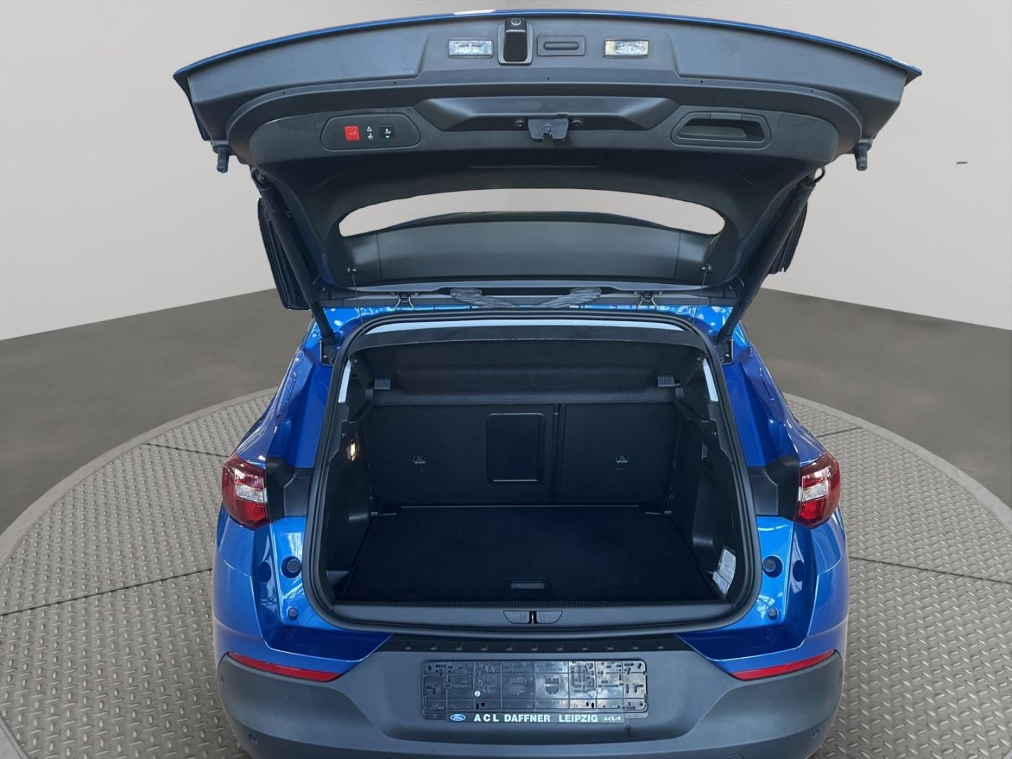 Fahrzeugabbildung Opel Grandland X INNOVATION AHK El. Heckklappe Kamera