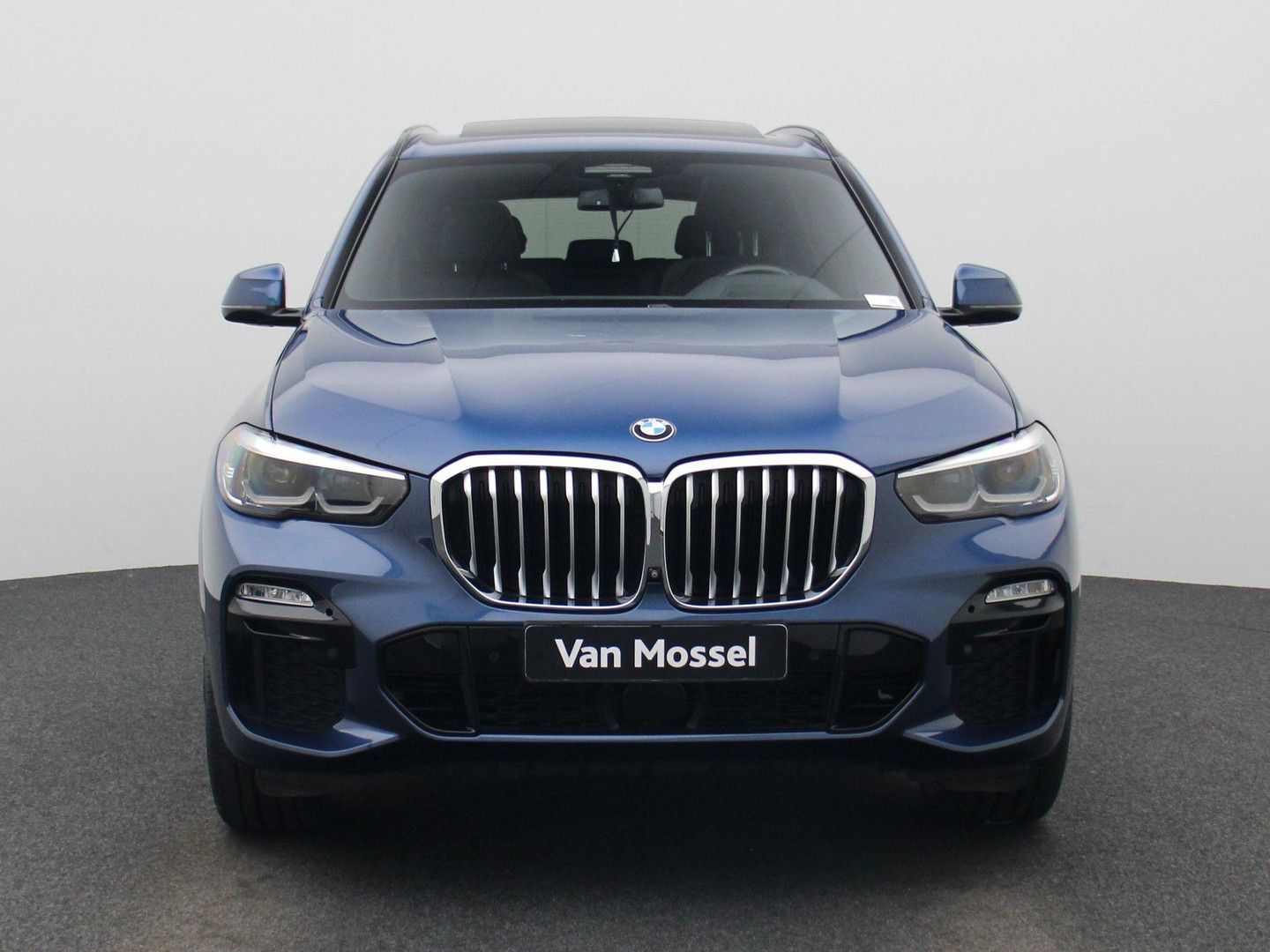 BMW X5 xDrive30d | Harman Kardon Surround Sound Syst imagem 3