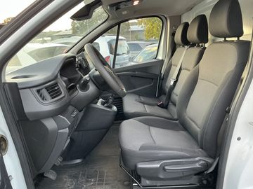 Renault Trafic - 8