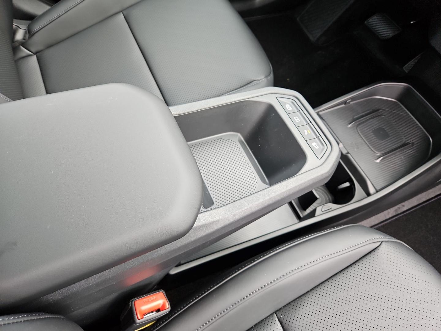 Kia EV4 Hatchback Earth 81kWh  Bidirektionales Laden