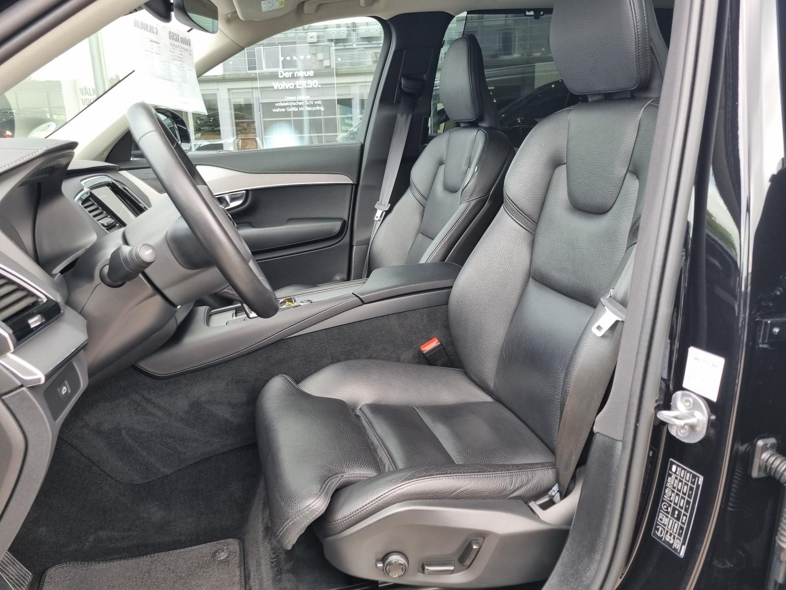 Fahrzeugabbildung Volvo XC90 B5 Diesel AWD Plus Bright 'AHK, Standheiz'