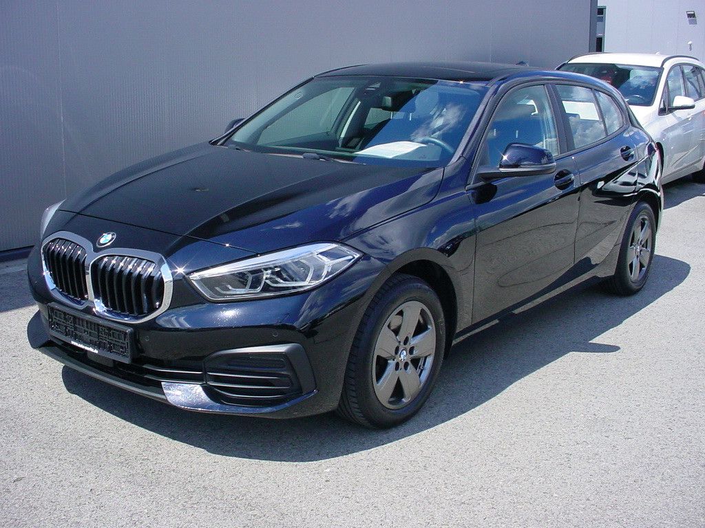 BMW 118i Advantage *Panoramadach*PDC*DAB*