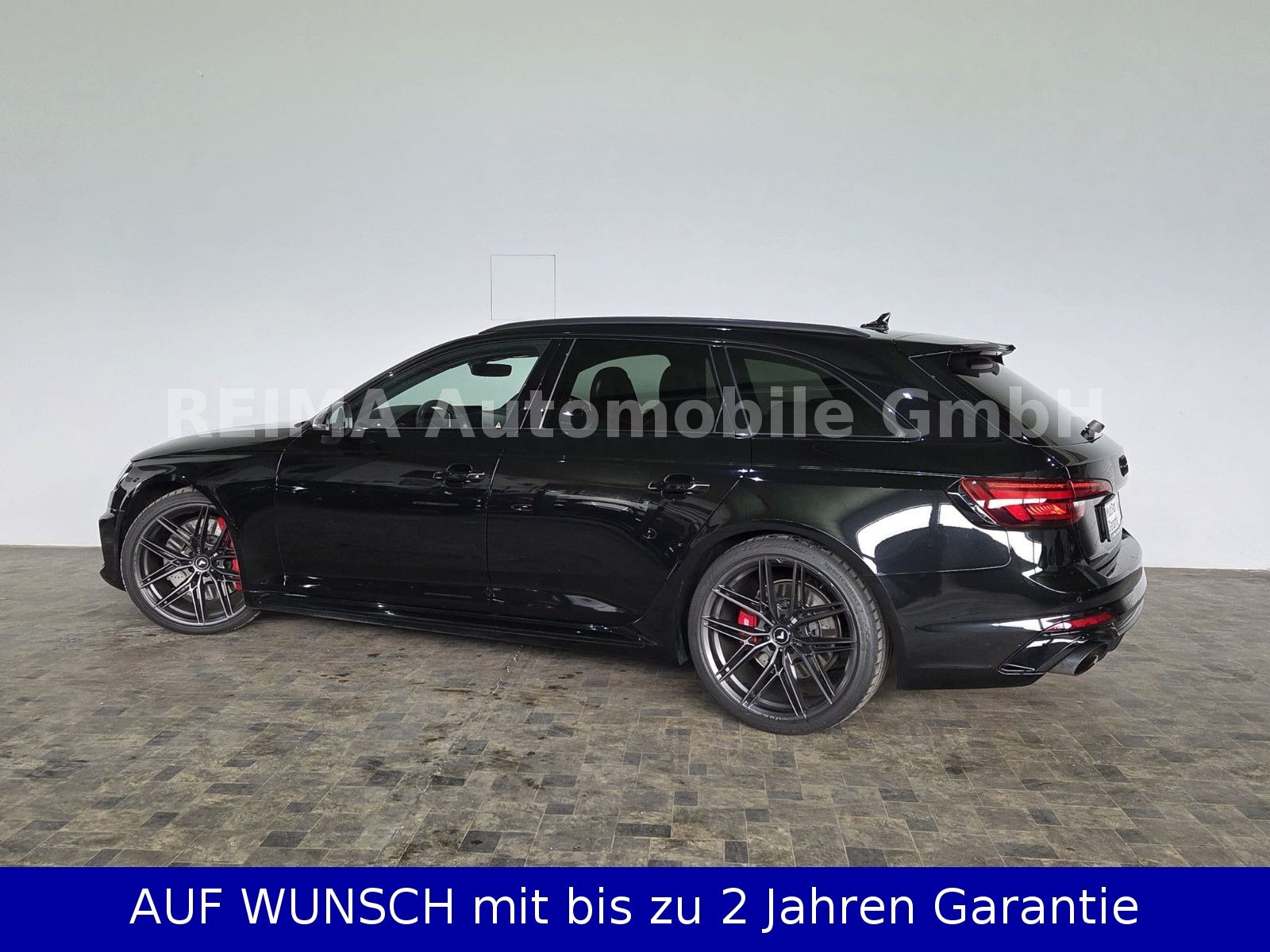 Fahrzeugabbildung Audi RS4 Avant 2.9 TFSI quattro, Matrix, ACC, Massage