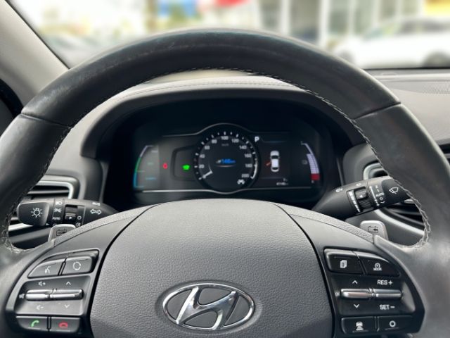 Fahrzeugabbildung Hyundai IONIQ Premium Elektro +NAVI+KLIMA+PDC+LED+RFK+LE