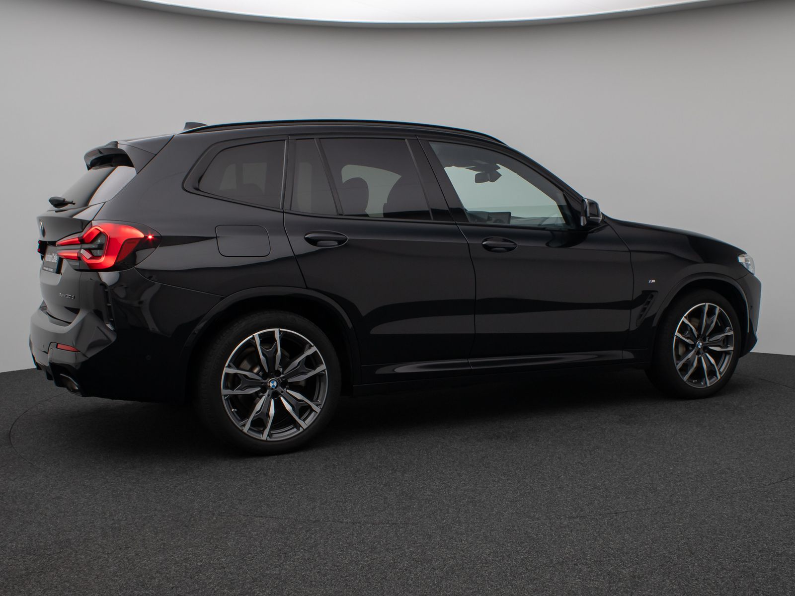 Fahrzeugabbildung BMW X3 xD30d M Sport Kamera Laser DAB HiFi AHK 20"