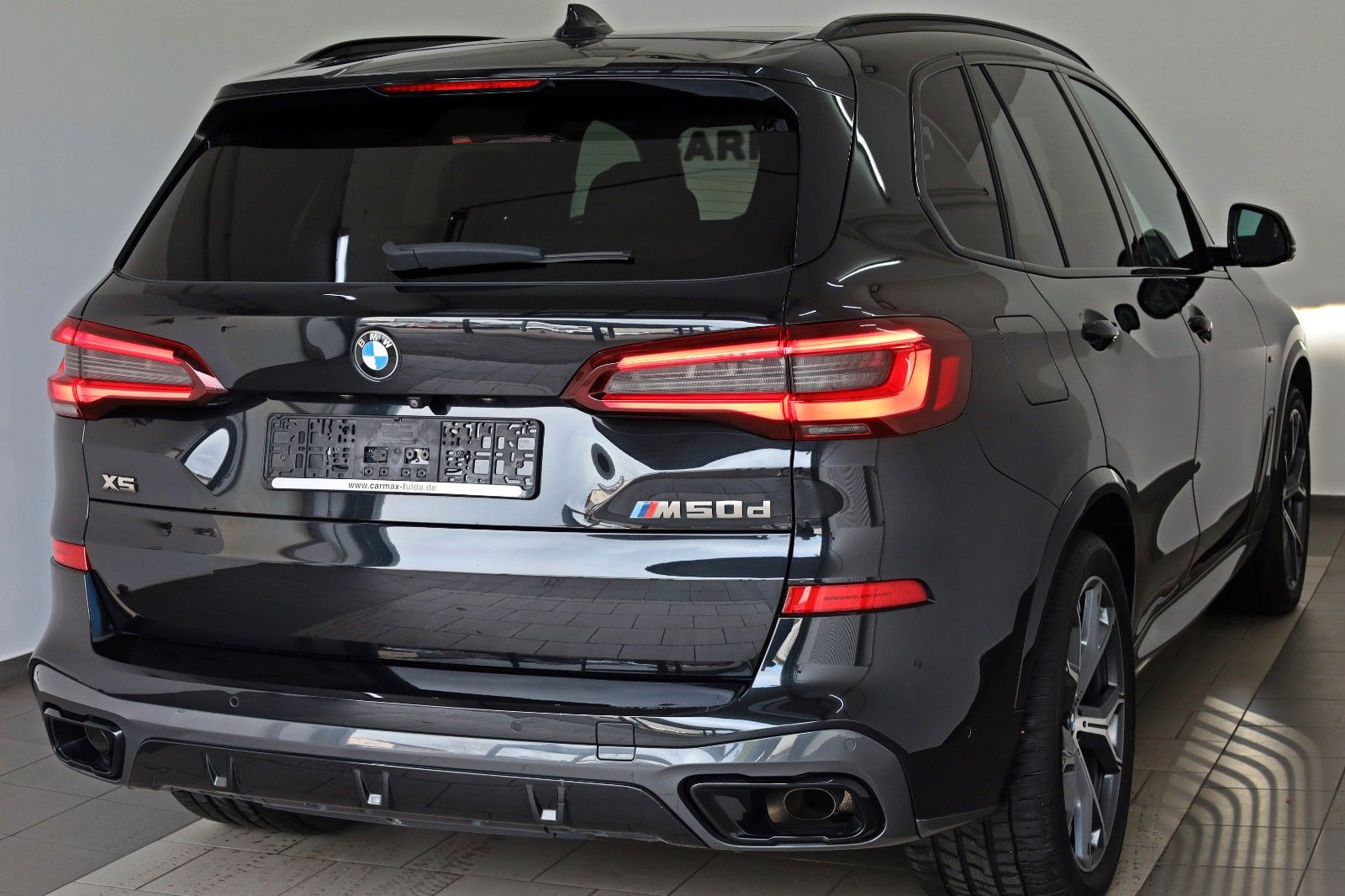 Fahrzeugabbildung BMW X5 M50 d,Panorama,Laser,Soft-Close,HUD, Air-Pak.