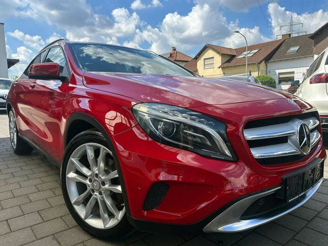 MERCEDES-BENZ GLA 250