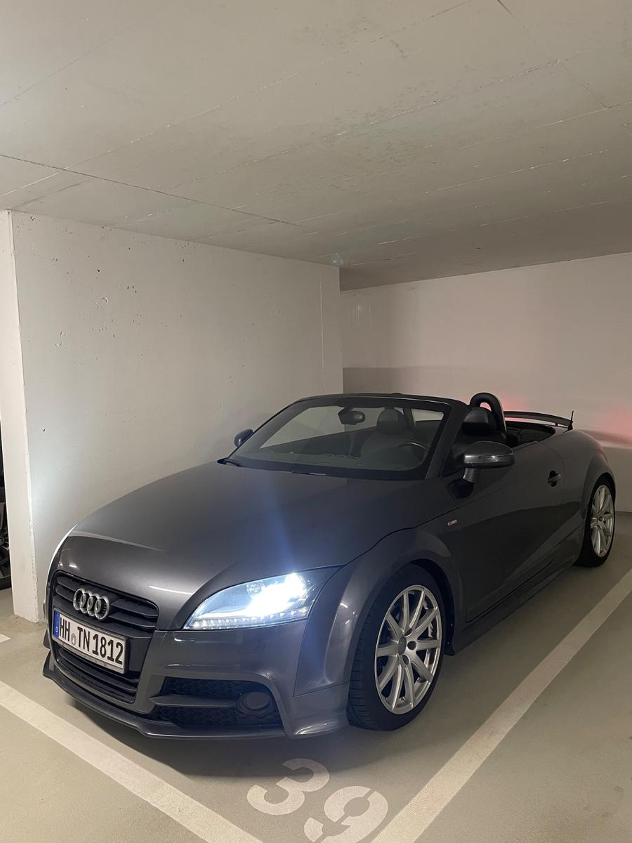 Audi TT Roadster 2.0 TFSI S tronic -