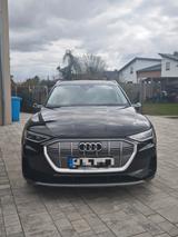 Audi e-tron 55 quattro advanced AHK Pano 360 - Audi e-tron: Von Privat