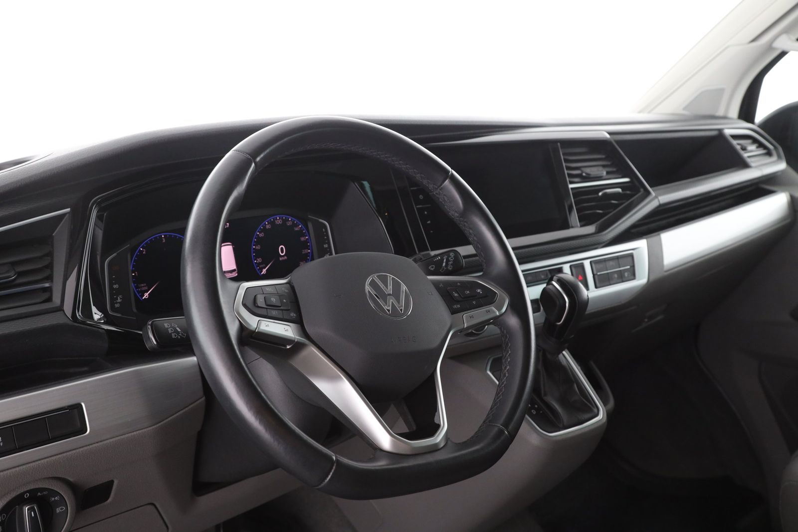 Volkswagen T6 California - Bild 14