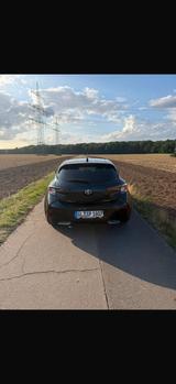 Toyota Corolla 2,0 Hybrid Club - Toyota Corolla: Automatik