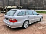 Mercedes-Benz MERCEDES E500 4MATIC W211 AHK  YOUNGTIMER ... - Mercedes-Benz E 500 aus 2004: 4matic