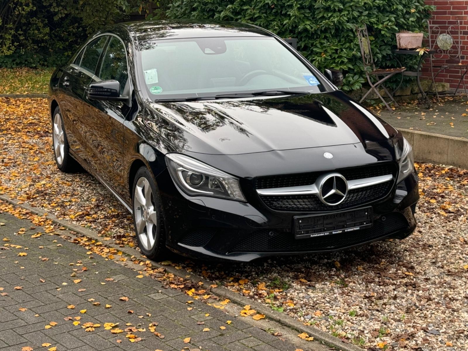 Mercedes-Benz CLA 200CDI AMG Line Automatik Panorama-Dach