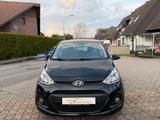 Hyundai i10 1.0 *TÜV NEU*SHZ*LENKRAD HEIZ*8xBEREIFT* - Hyundai i10 Gebrauchtwagen in Aachen