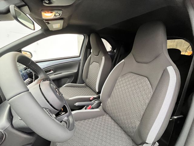 Aygo X Team D*Apple Carplay/Andoid Auto*