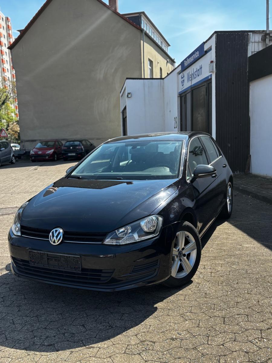 Volkswagen Golf VII Lim. Comfortline BMT