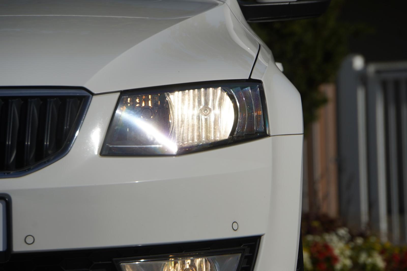 Skoda Octavia Combi 1.4 TSI DSG Klimaaut. Sitzheizung