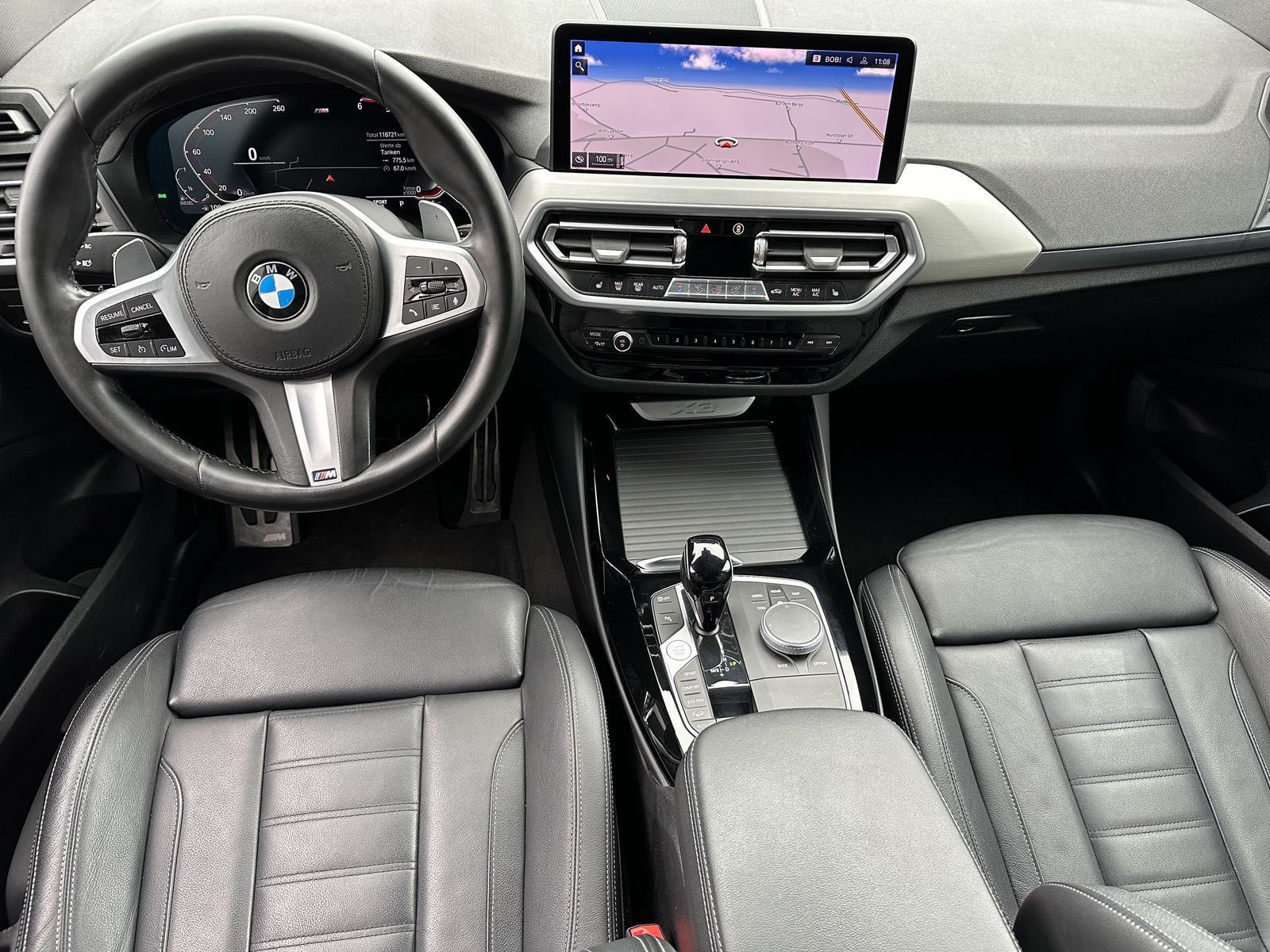 Fahrzeugabbildung BMW X3 xDrive30d M-Sport NAV+LED+AHK+20ZOLL+DAB+1HD