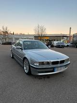 BMW 728i E38 TÜV 04/2026 - BMW 728: 728i E38