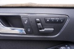 Fahrzeugabbildung Mercedes-Benz E 350 CGI BlueEfficiency Elegance Kamera Navi SD