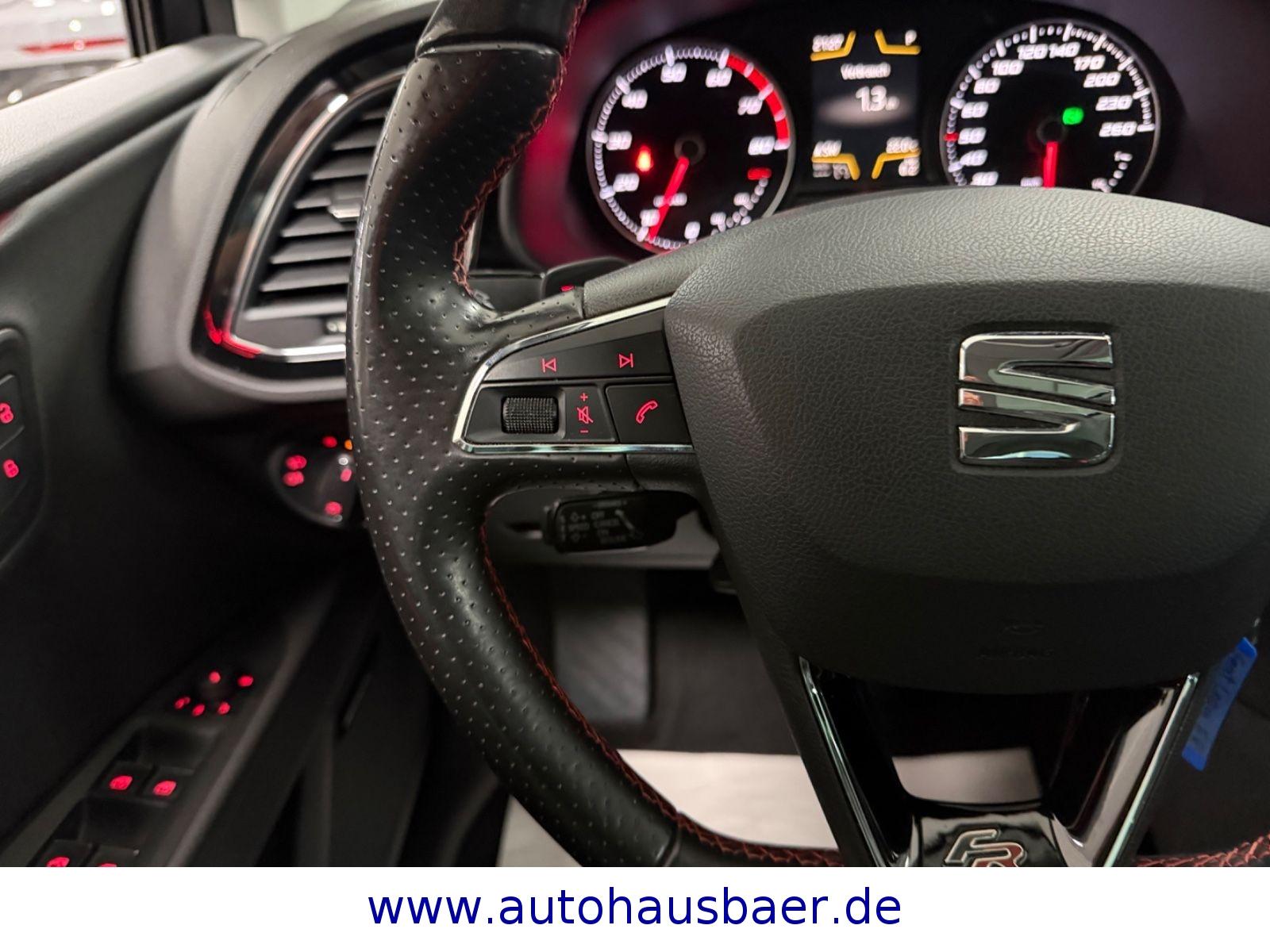 Seat Leon FR PANO*LED*SHZ*SEAT SOUNDSYSTEM*GARANTIE