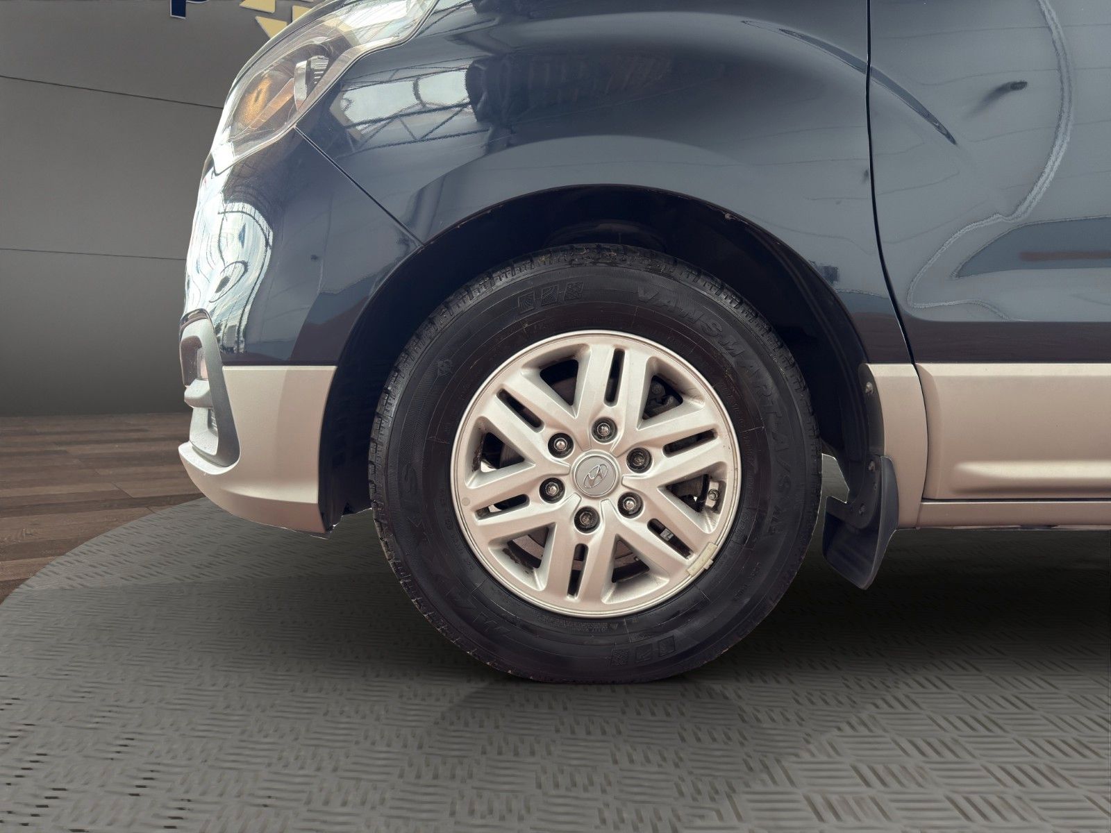 Fahrzeugabbildung Hyundai H-1 Starex *Kamera*DAB+*Bhz.Lenkrad*Tempomat